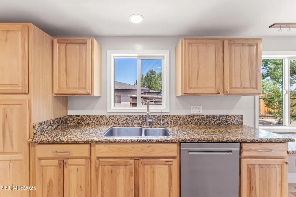 2560 Solari Reno NV 89509