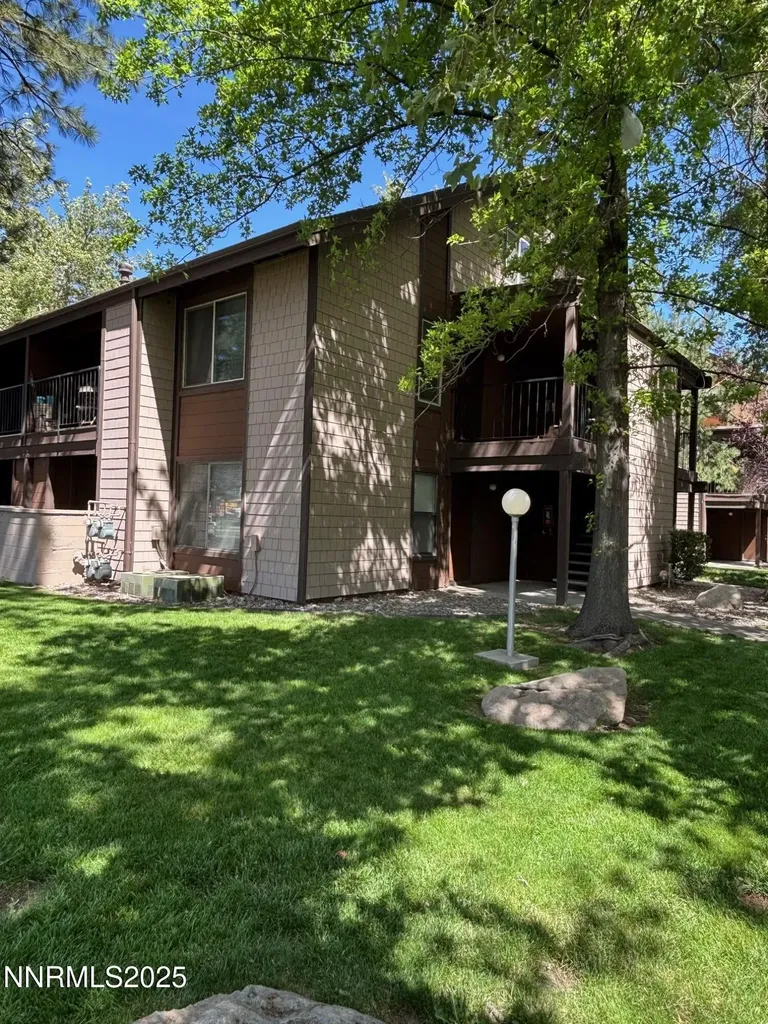 1465 Peckham Reno NV 89502