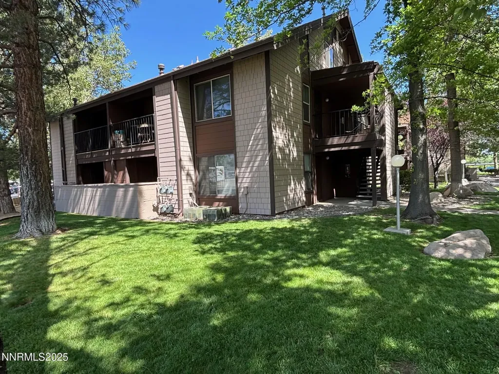 1465 Peckham Reno NV 89502