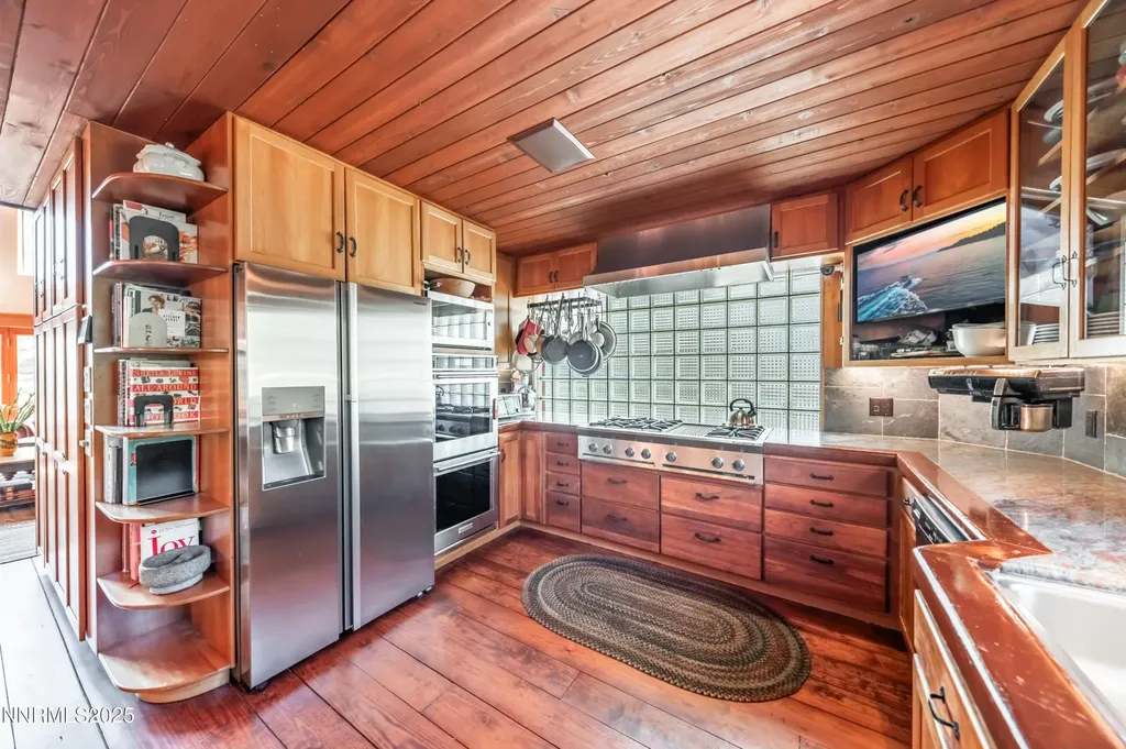 698 Saddlehorn Incline Village NV 89451