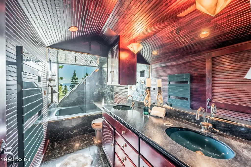 698 Saddlehorn Incline Village NV 89451