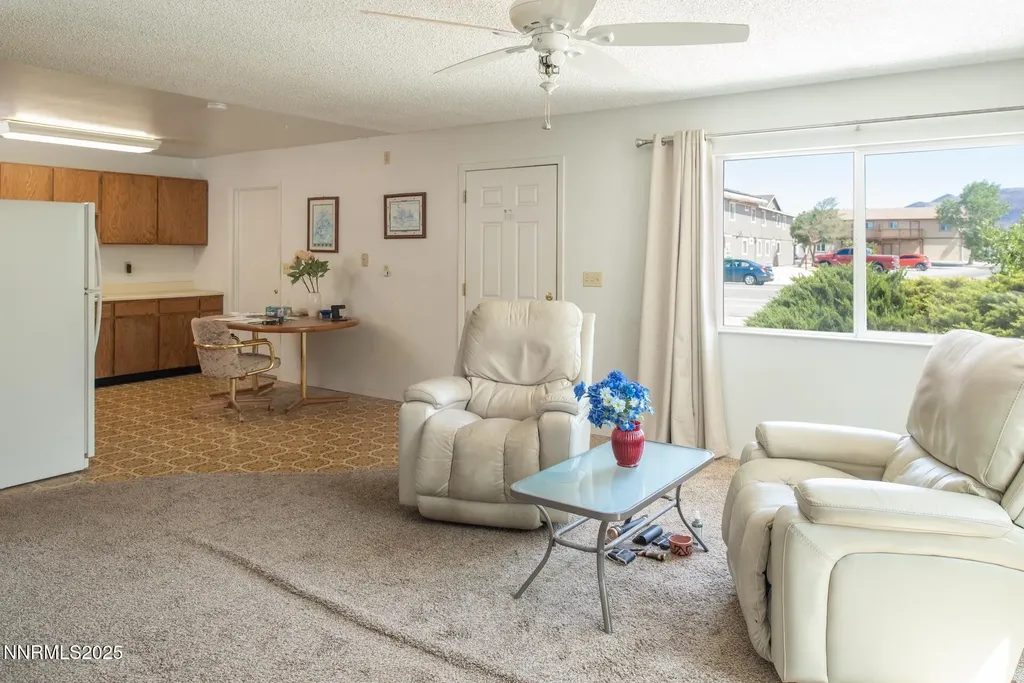 1241 Newlands Fernley NV 89408