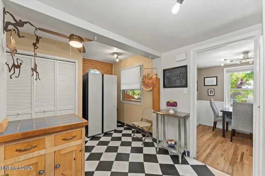 661 Thoma Reno NV 89502