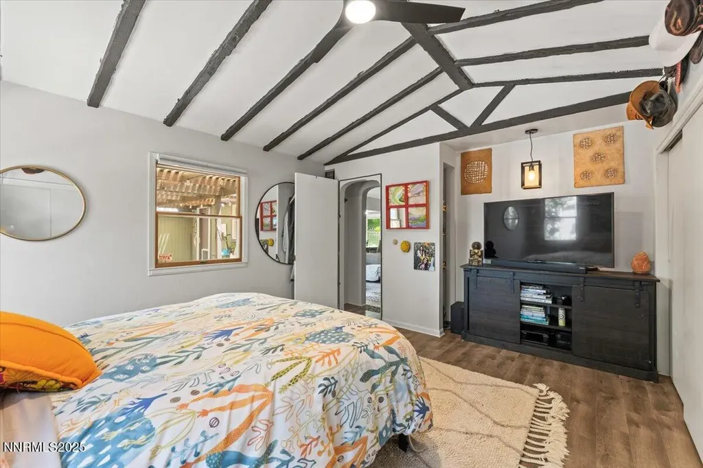 661 Thoma Reno NV 89502