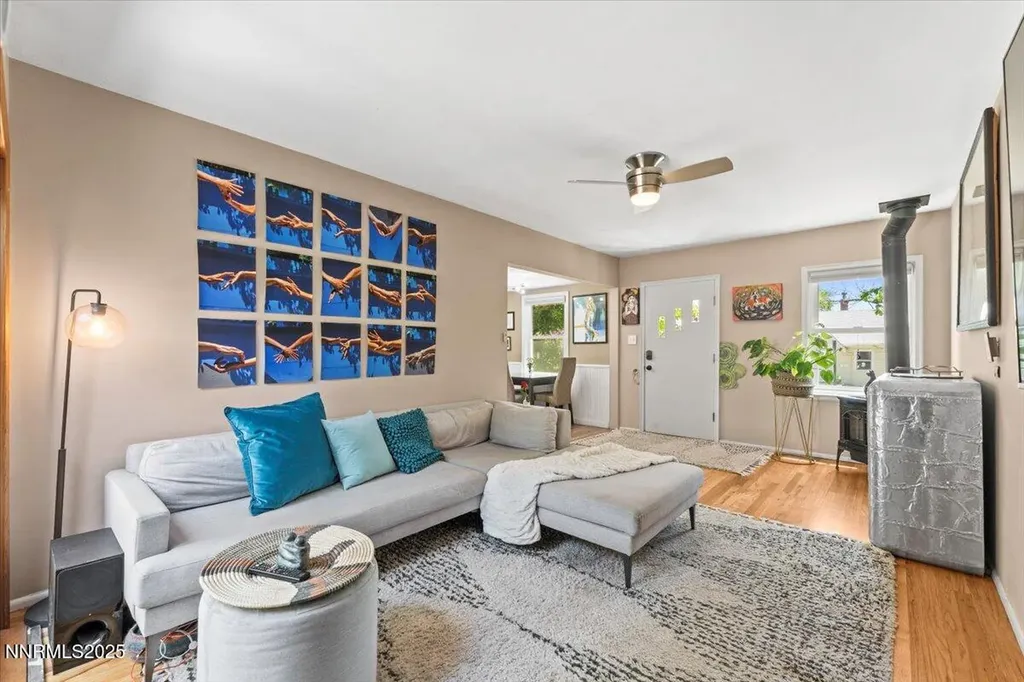 661 Thoma Reno NV 89502