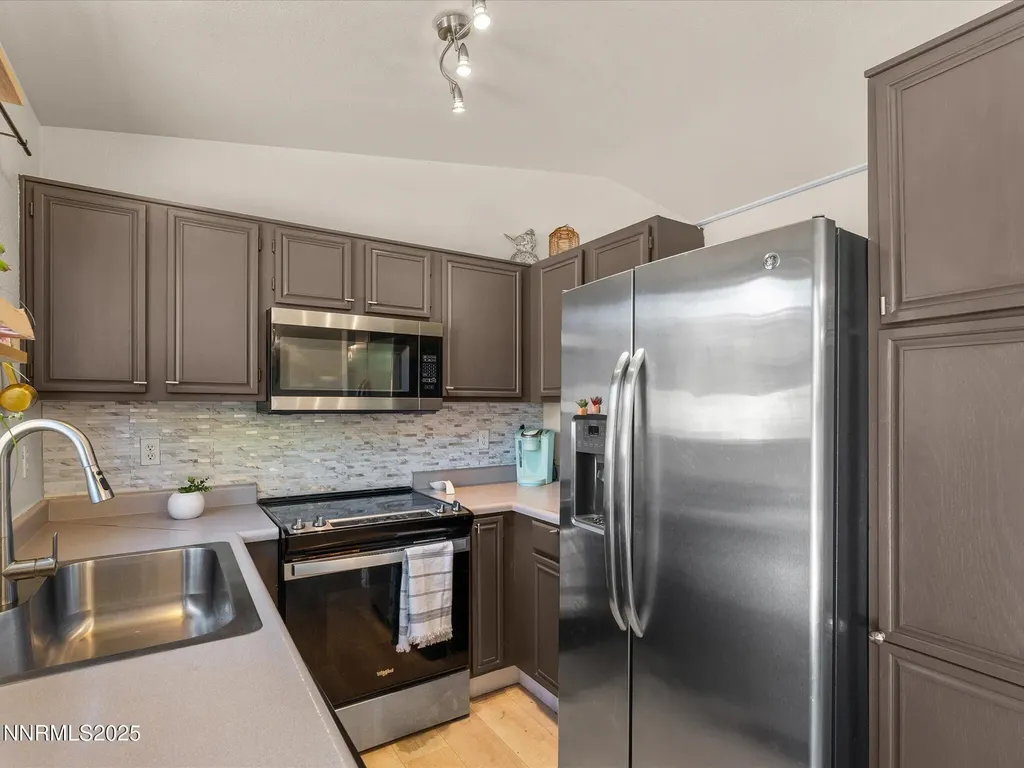6485 Oneida Sun Valley NV 89433