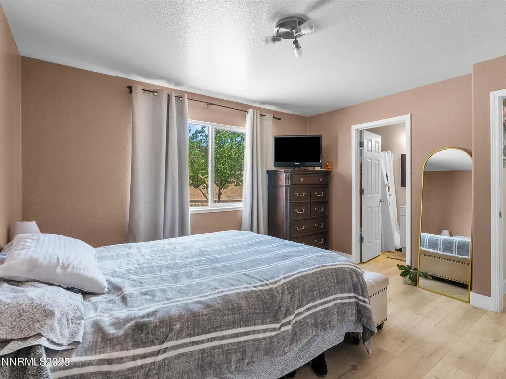 6485 Oneida Sun Valley NV 89433