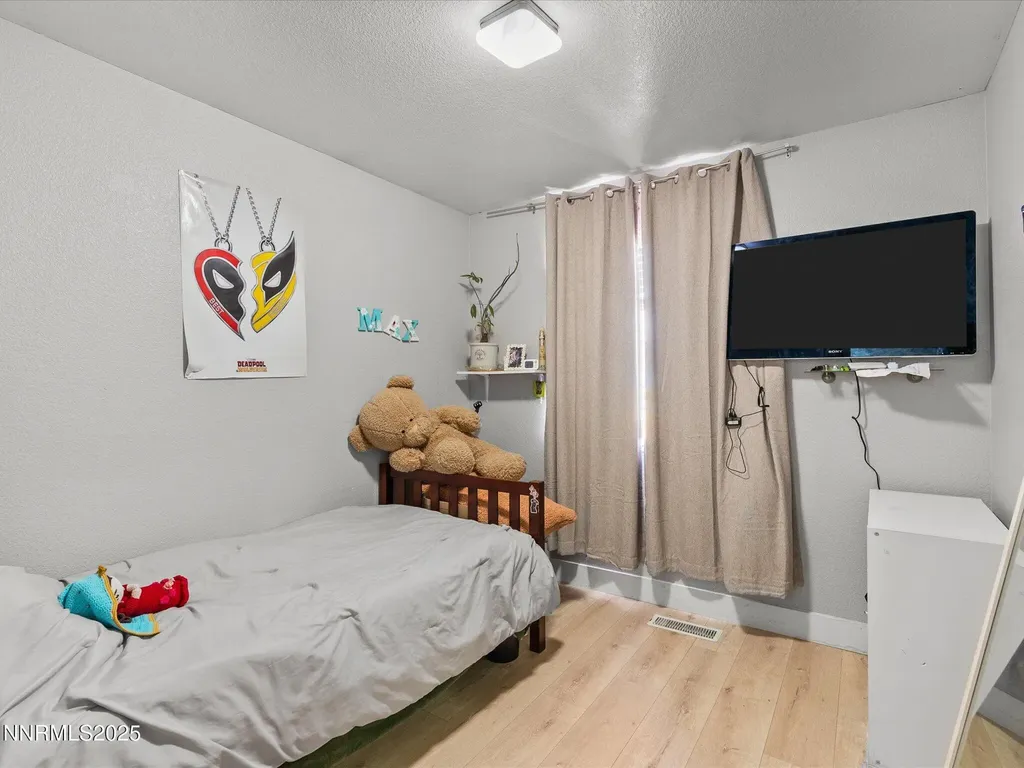 6485 Oneida Sun Valley NV 89433