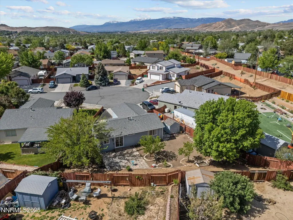 6485 Oneida Sun Valley NV 89433