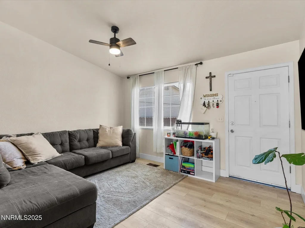 6485 Oneida Sun Valley NV 89433