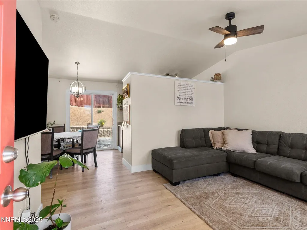 6485 Oneida Sun Valley NV 89433