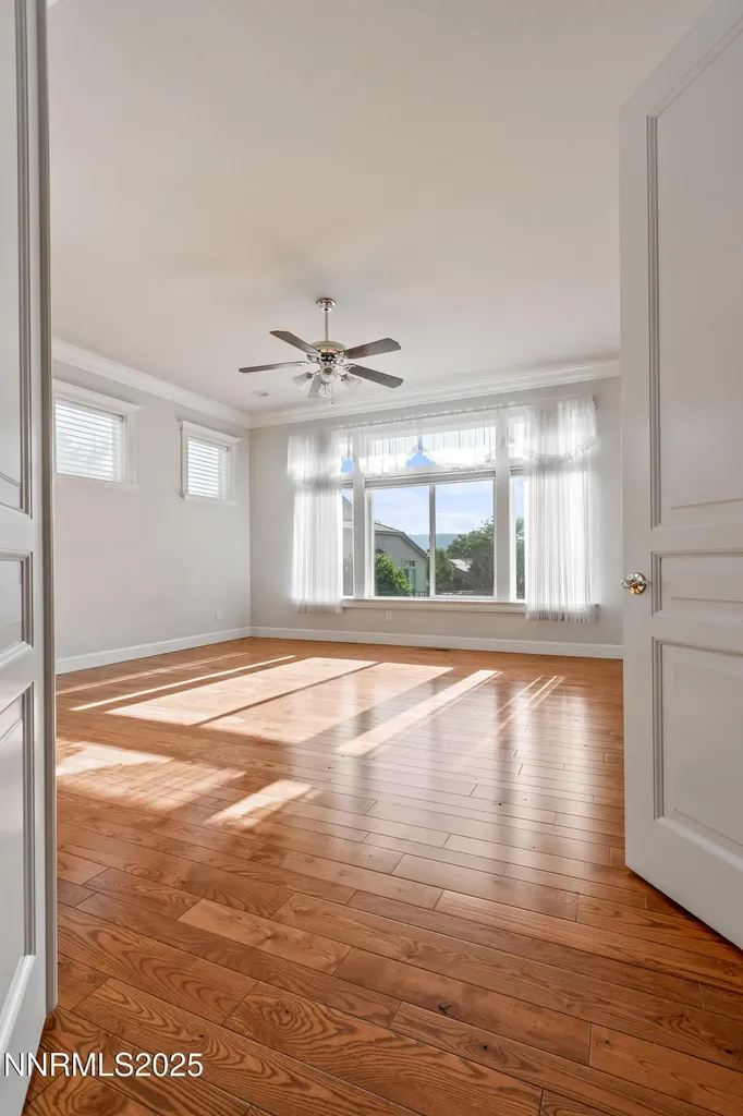 2093 Tamarisk Reno NV 89502