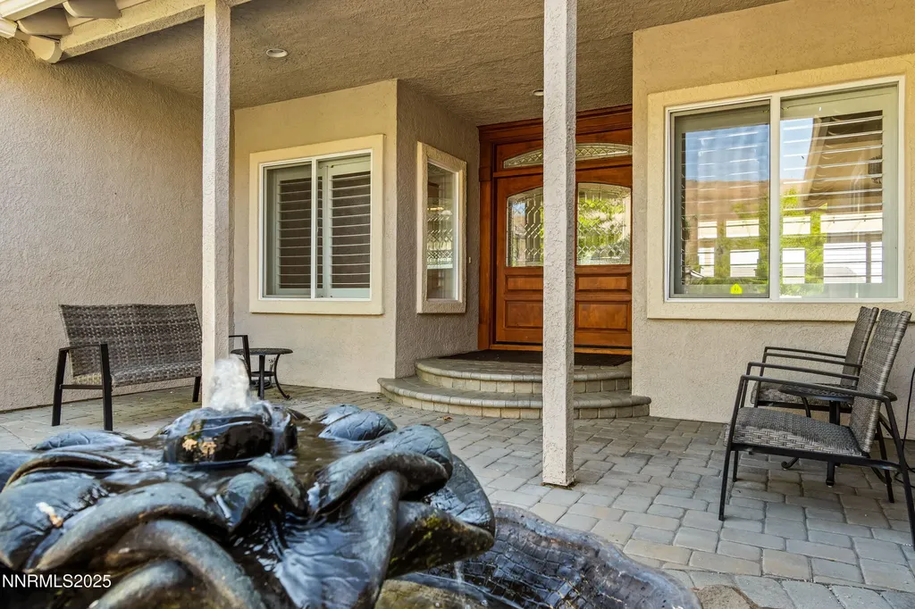 2093 Tamarisk Reno NV 89502