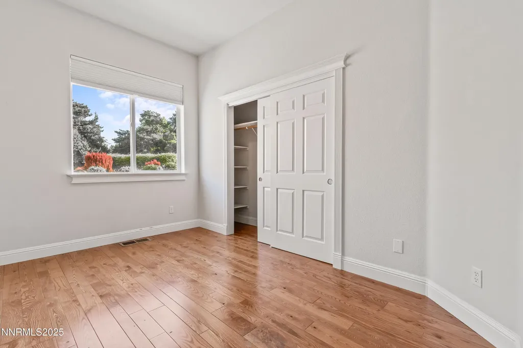 2093 Tamarisk Reno NV 89502