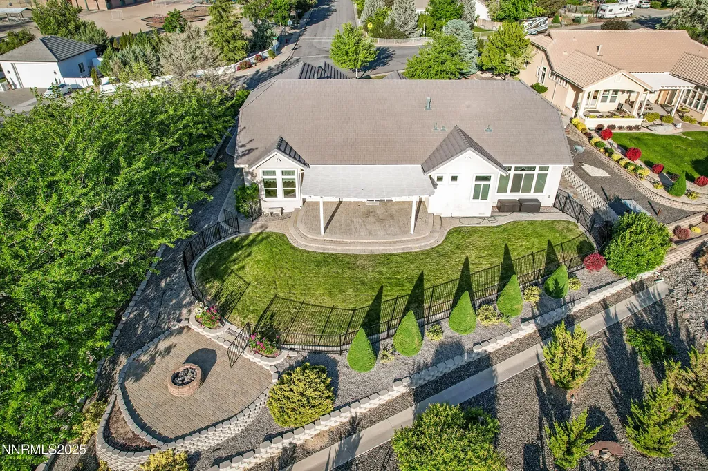 2093 Tamarisk Reno NV 89502