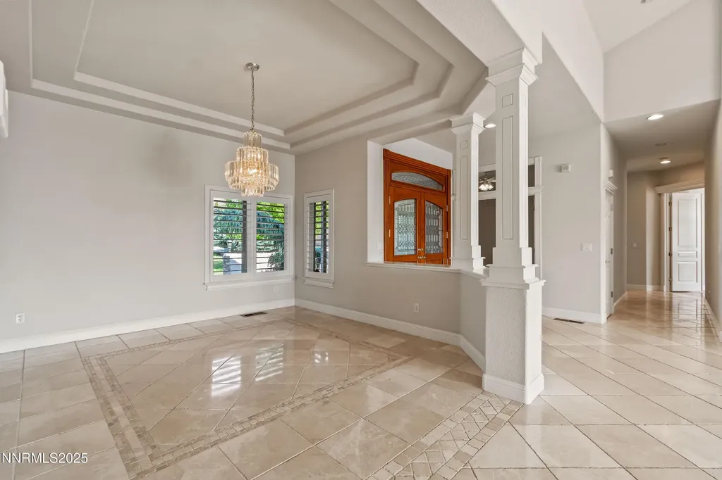 2093 Tamarisk Reno NV 89502