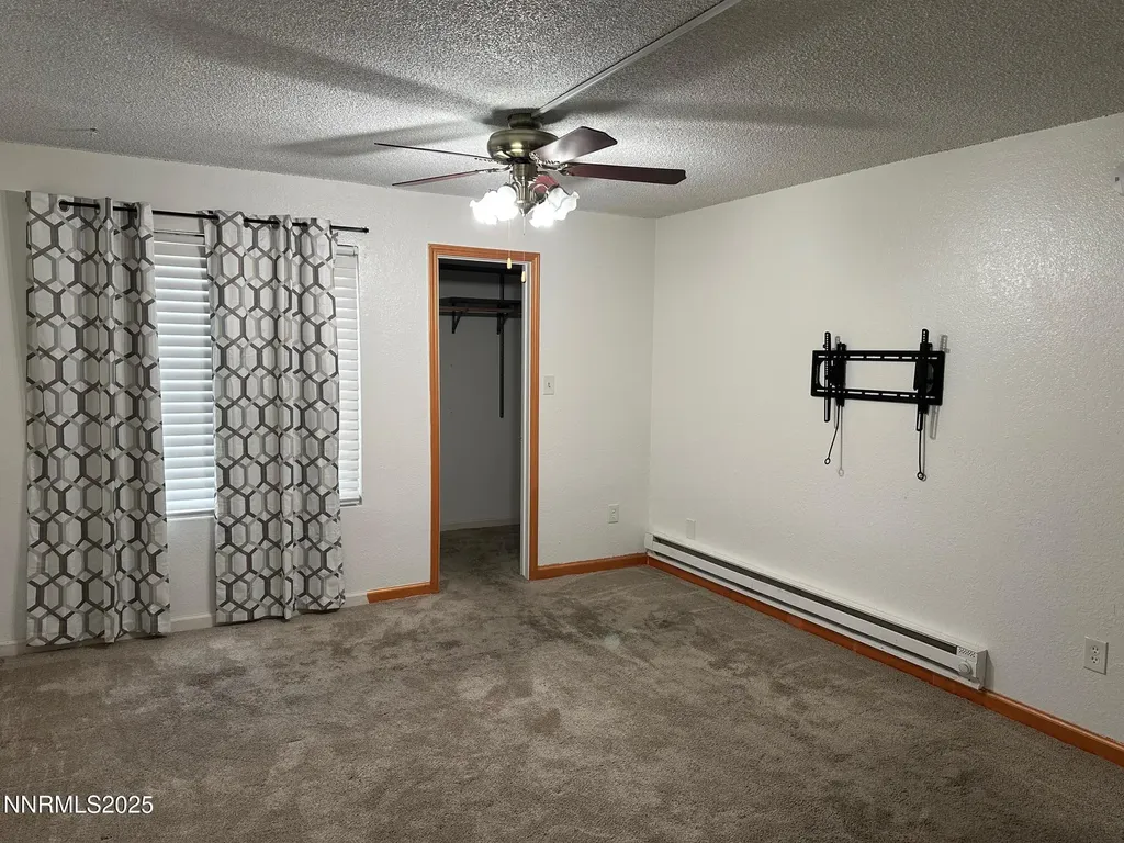 3926 Clear Acre Reno NV 89512