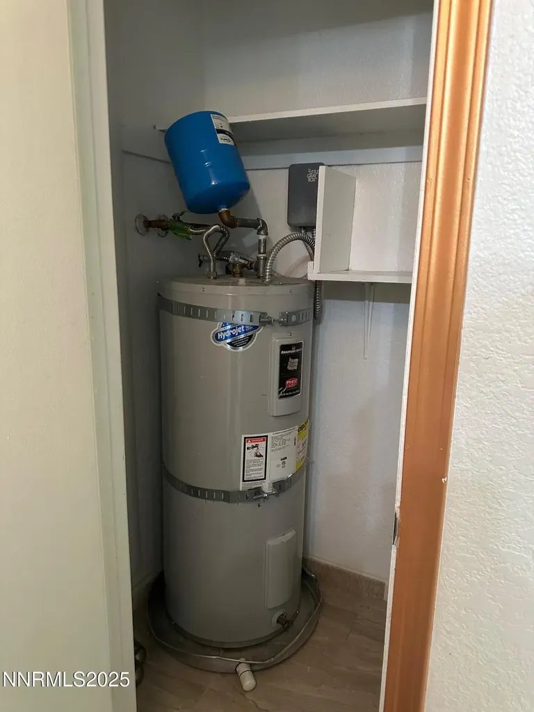3926 Clear Acre Reno NV 89512