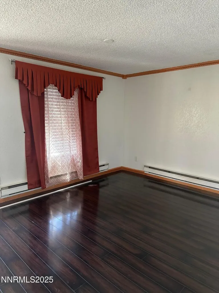 3926 Clear Acre Reno NV 89512