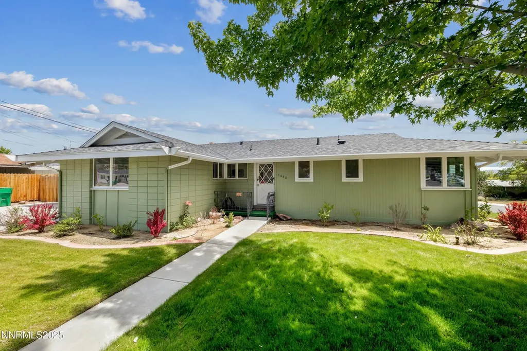 1690 Majestic Reno NV 89503