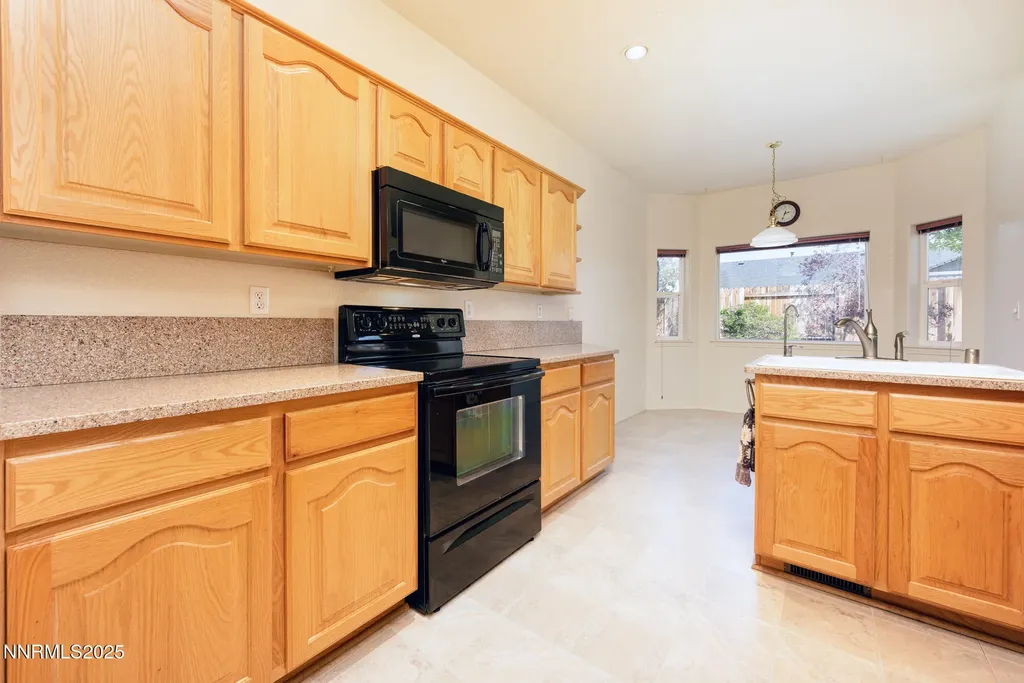 765 Sunnyside Gardnerville NV 89460
