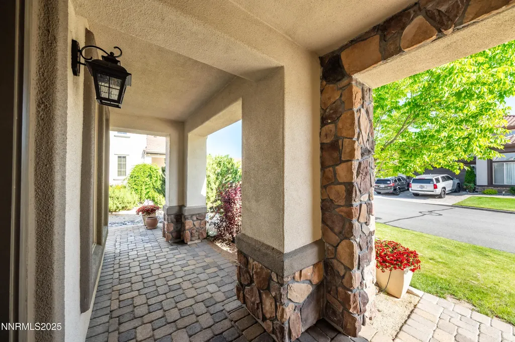 471 Shire Reno NV 89521