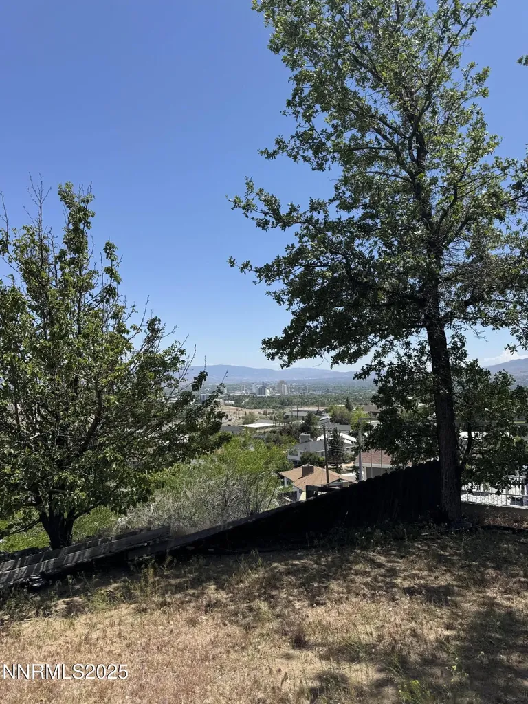 3696 Shale Reno NV 89503