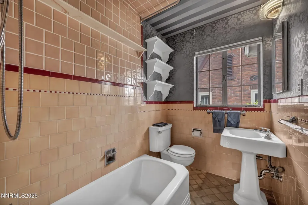 590 St Lawrence Reno NV 89509