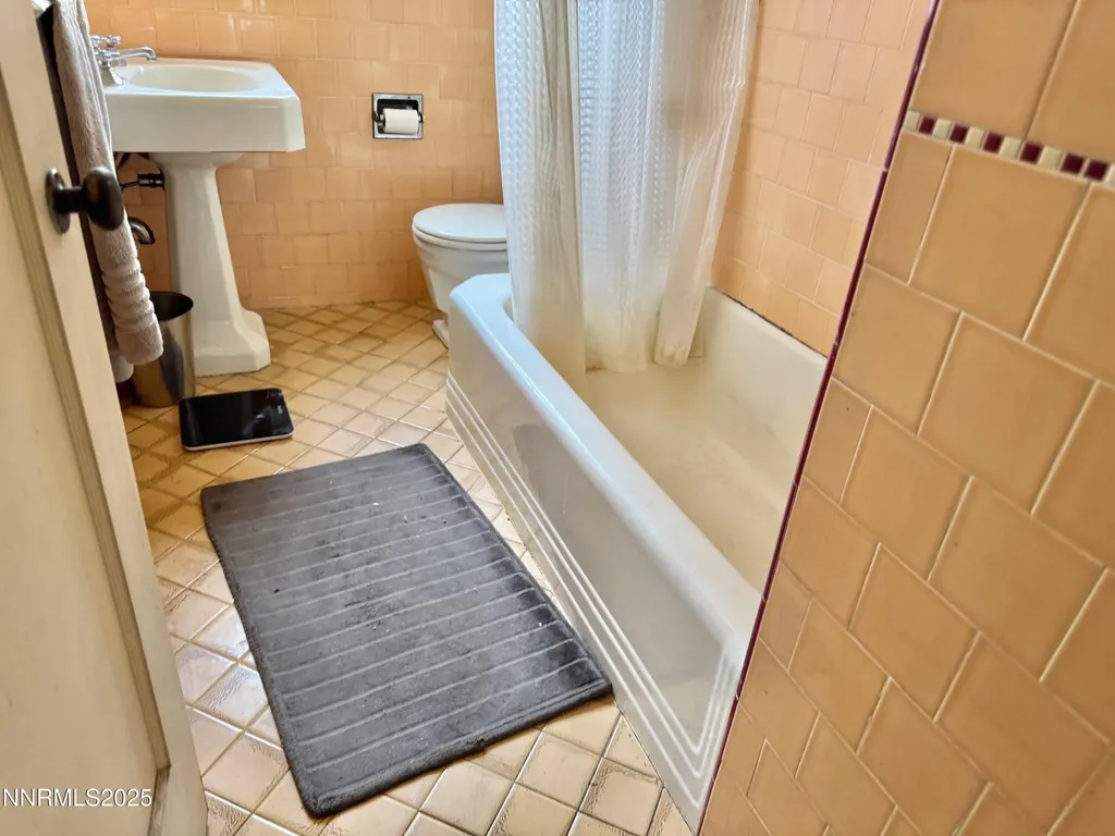 590 St Lawrence Reno NV 89509