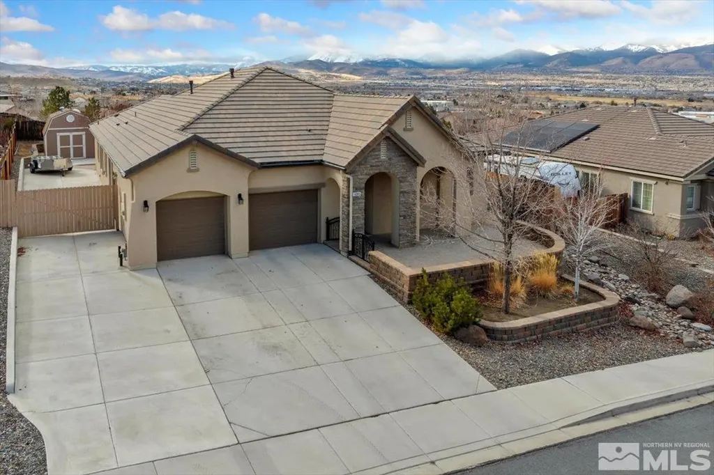 10245 Cavalry Reno NV 89521