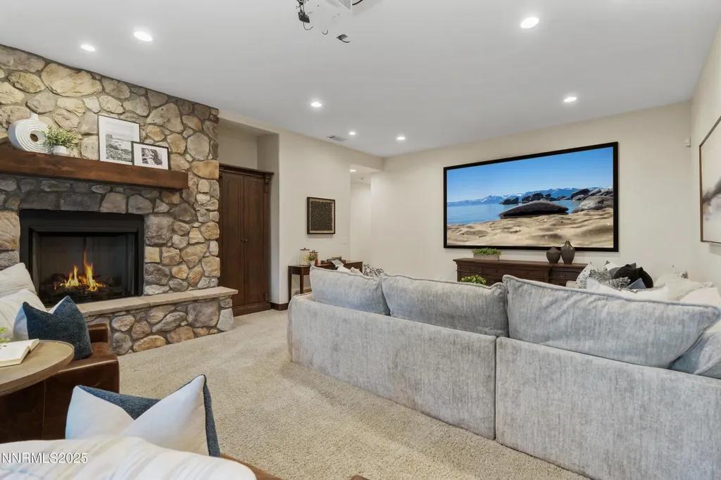 235 Timbercreek Reno NV 89511