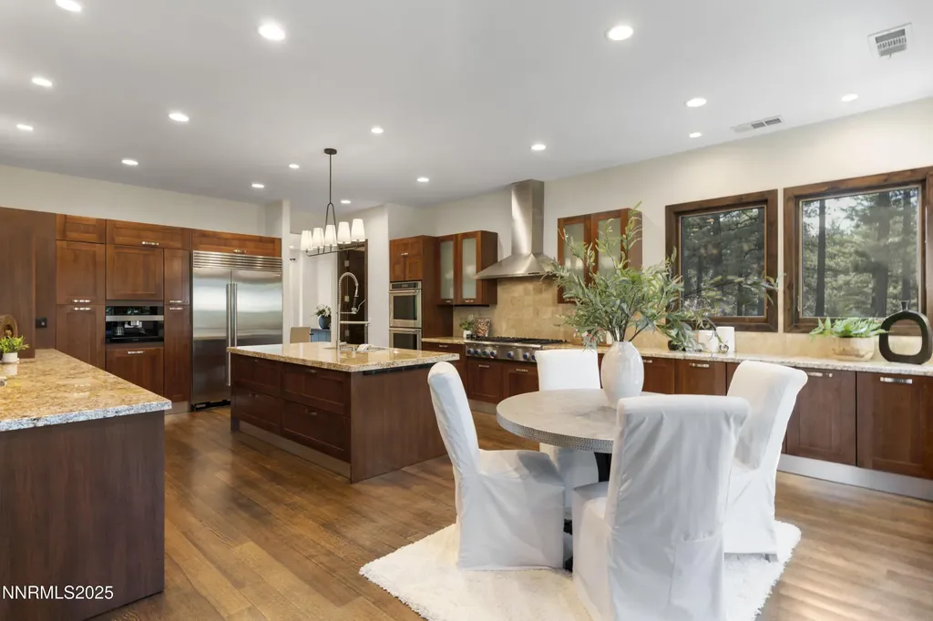 235 Timbercreek Reno NV 89511