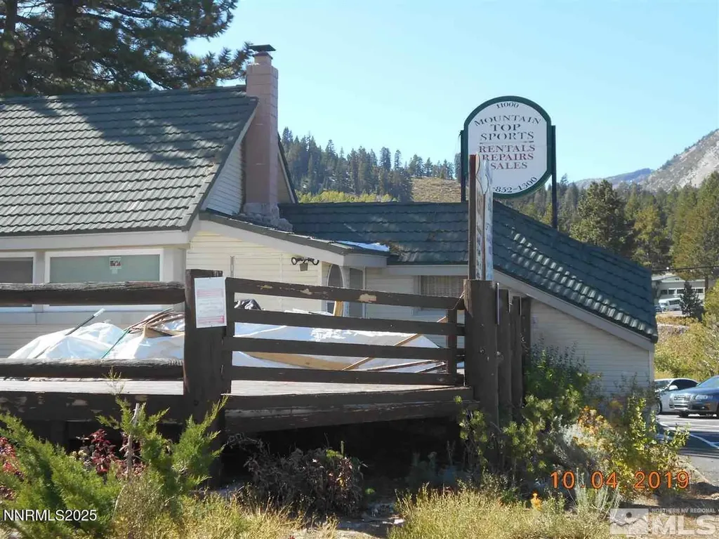 11000 Mount Rose Reno NV 89511