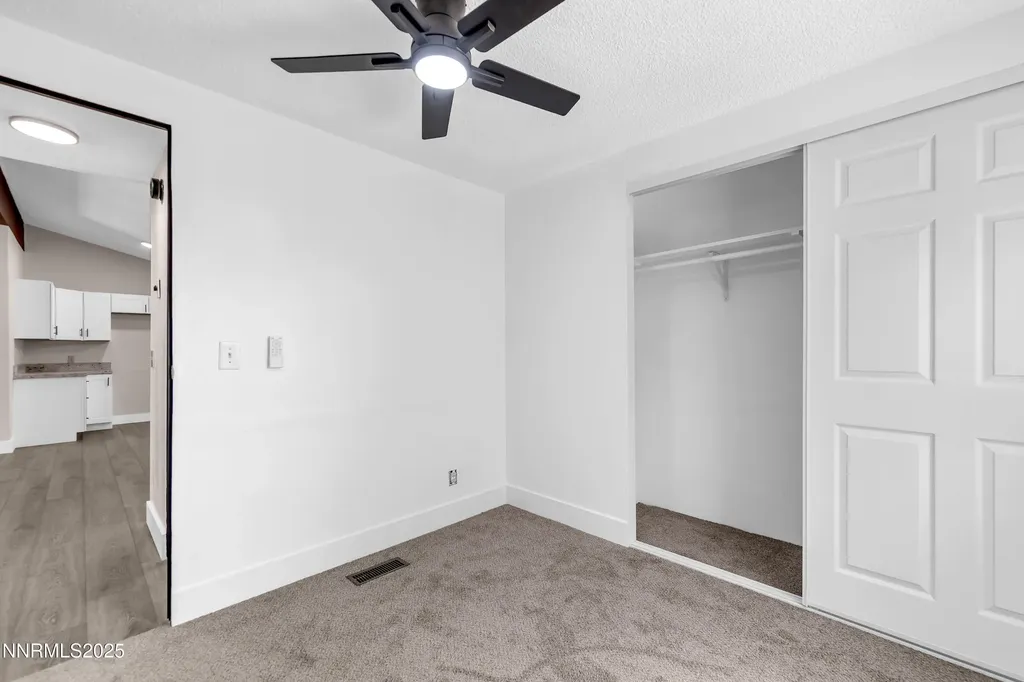 6120 Leon Sun Valley NV 89433