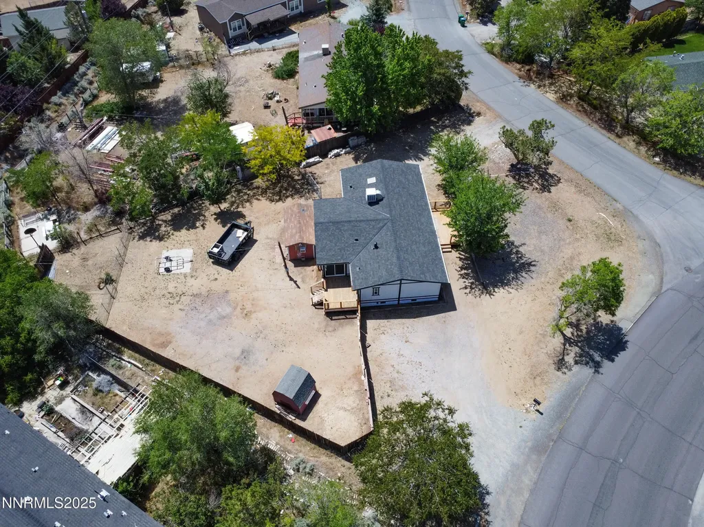 6120 Leon Sun Valley NV 89433