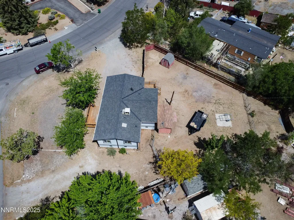 6120 Leon Sun Valley NV 89433