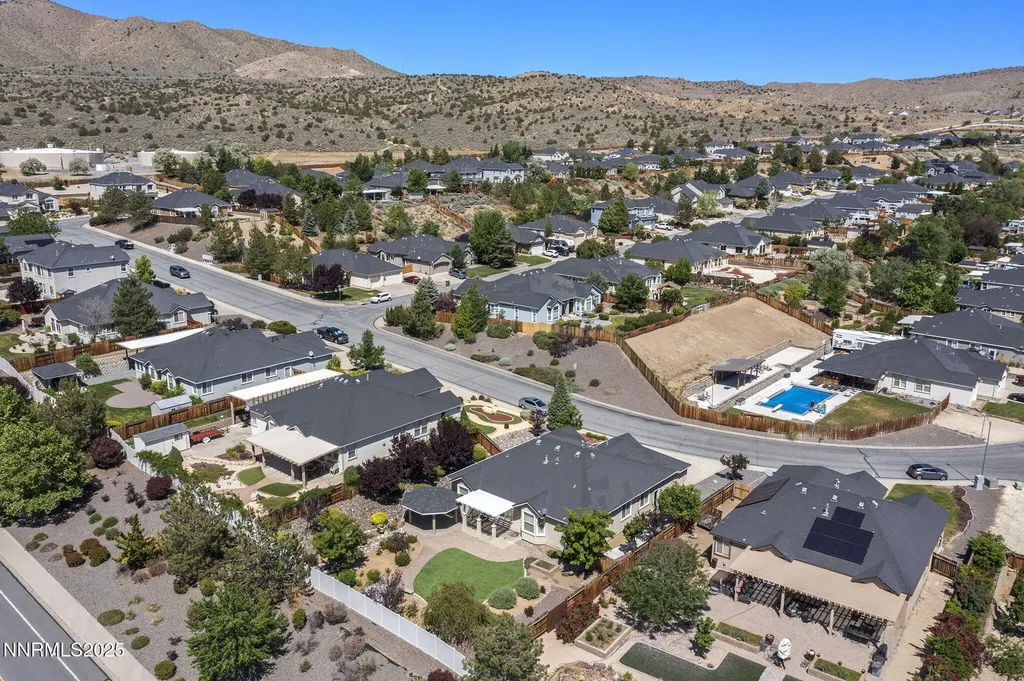 1188 Bramling Cross Sparks NV 89441