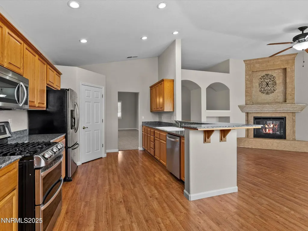 1188 Bramling Cross Sparks NV 89441