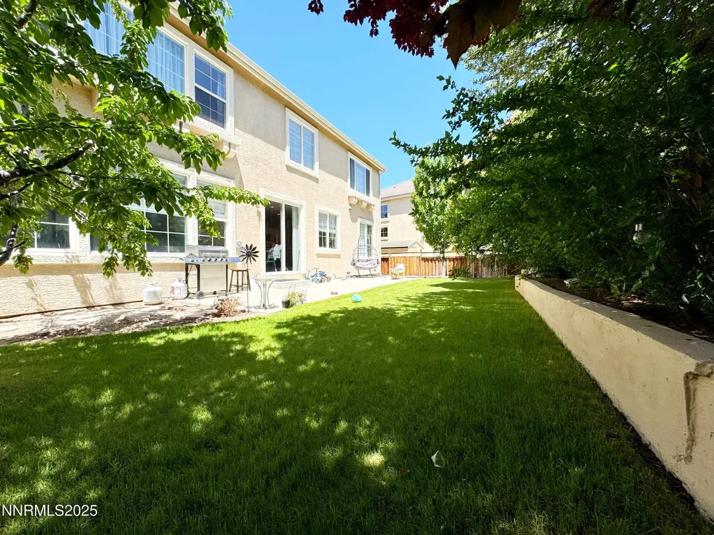 6726 Runnymede Sparks NV 89436