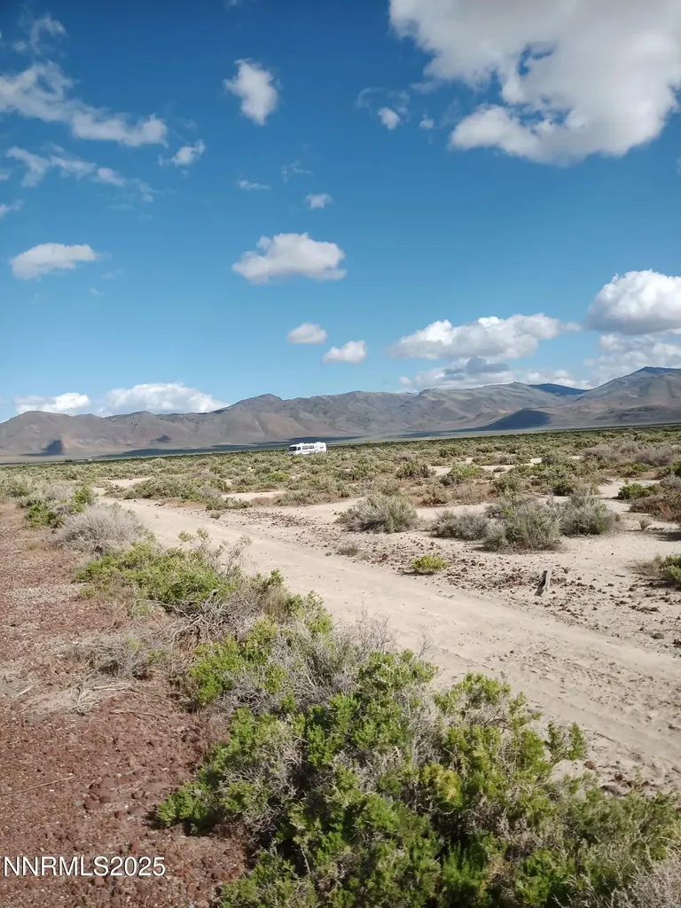 6055 Flanigan Reno NV 89510