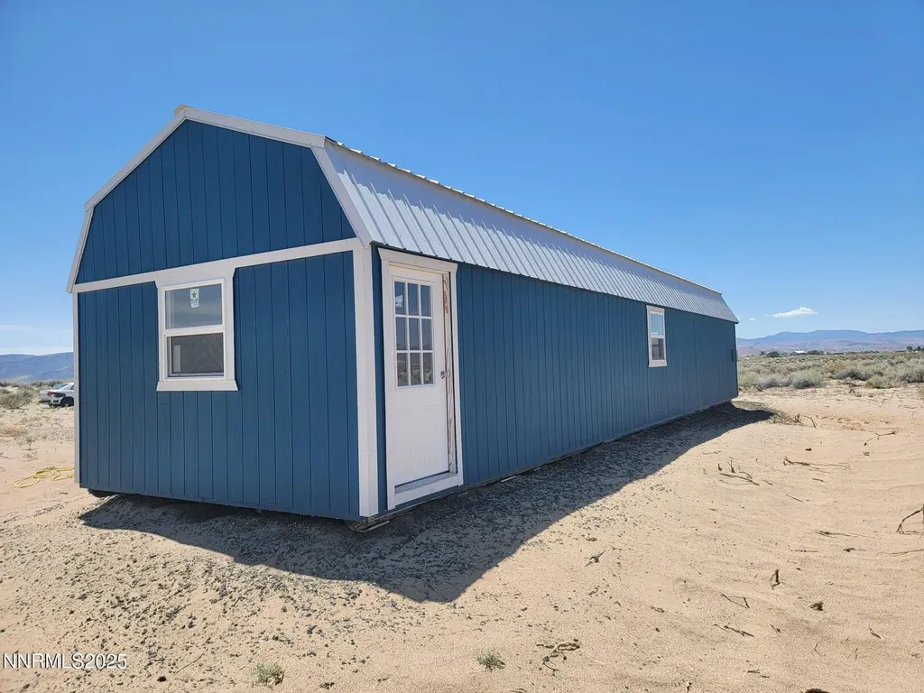 5590 3rd Street Silver Springs NV 89429