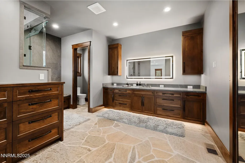 29 Bennington Reno NV 89511