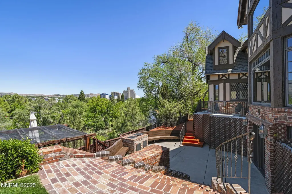 745 California Reno NV 89509