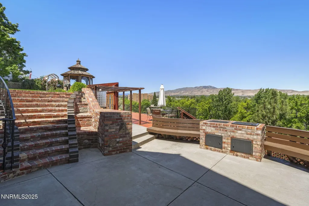 745 California Reno NV 89509