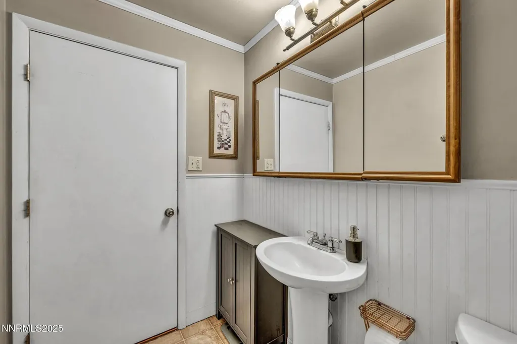 218 Albany Carson City NV 89703