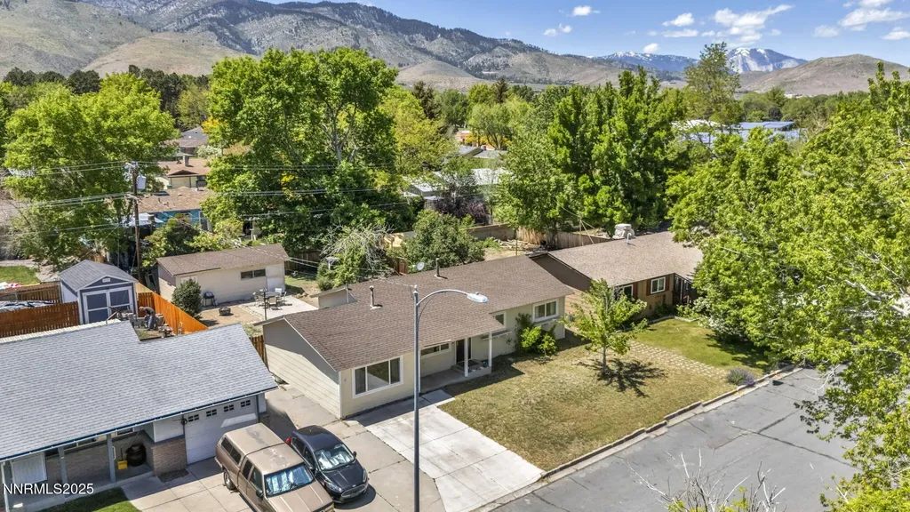 218 Albany Carson City NV 89703