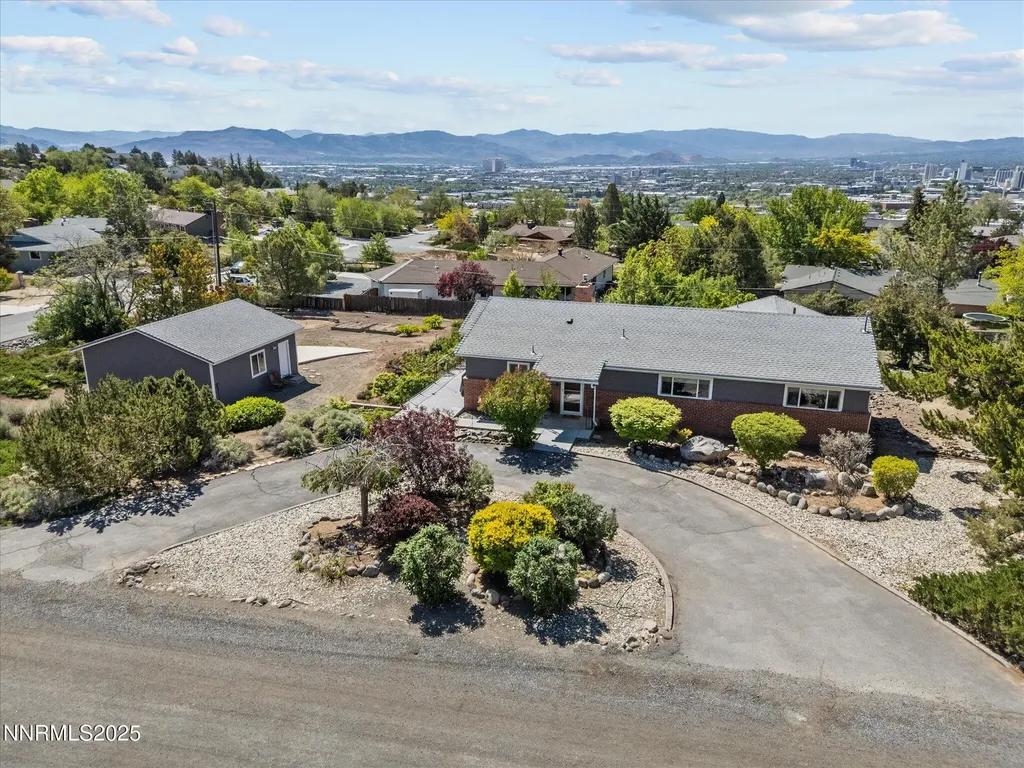 60 Redstone Reno NV 89512
