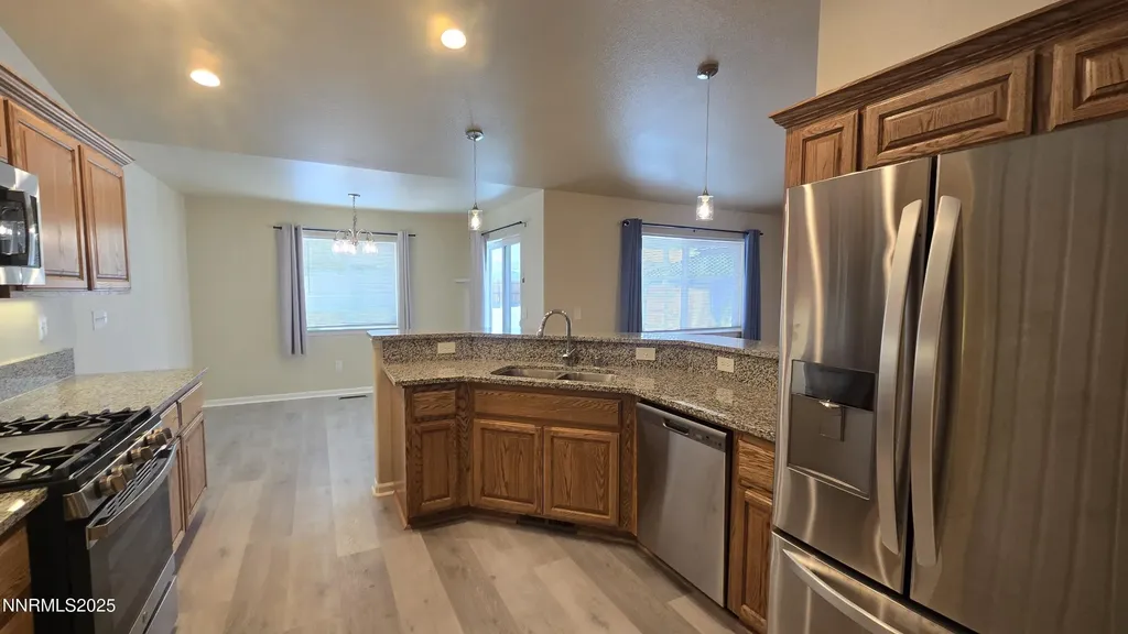 3185 Cliffrose Silver Springs NV 89429