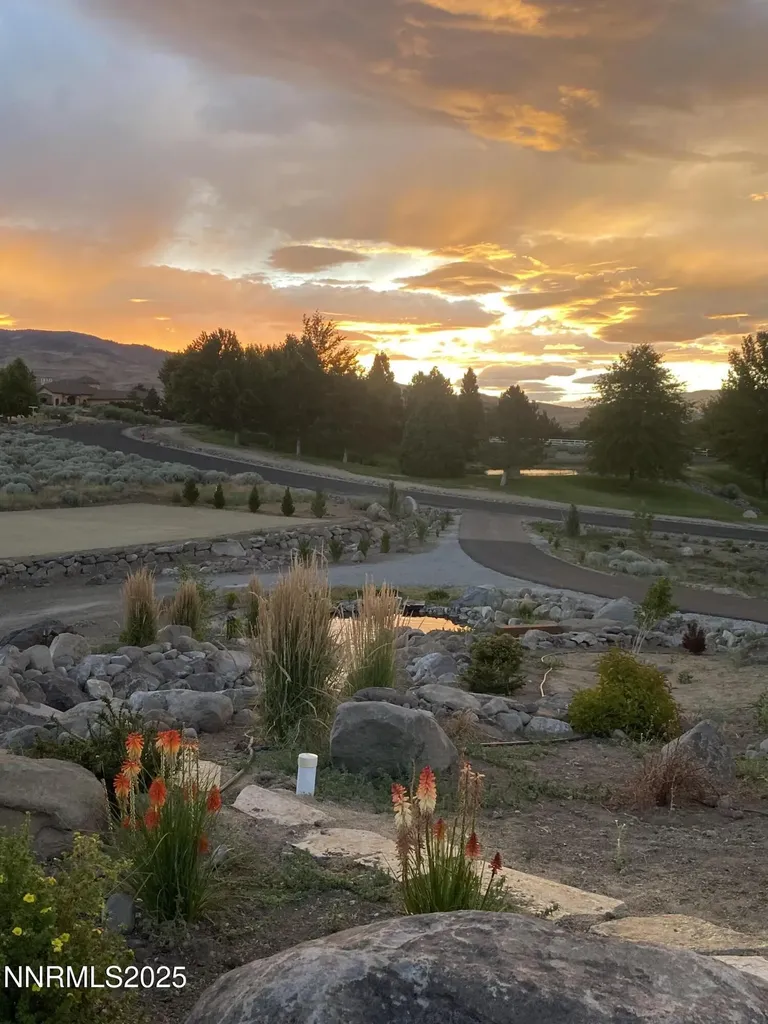 11255 Boulder Glen Reno NV 89511