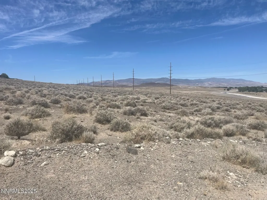 21 Valley View Fernley NV 89408